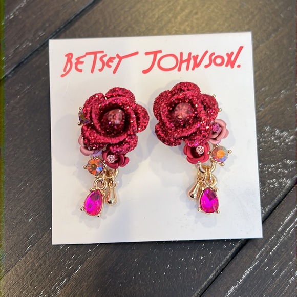 Betsey Johnson Earrings - Picture 4 of 10